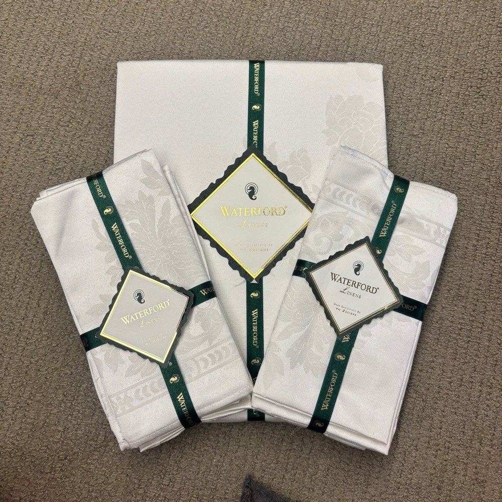 Waterford White Damask Dining Table Linens